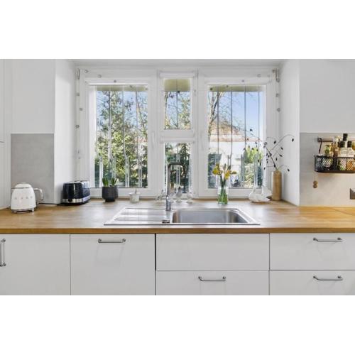 Stylish Apartment in Kamienica