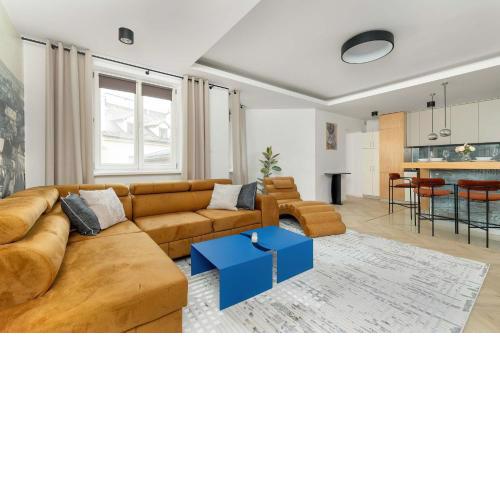 Stylish Apartment in the Heart of Kazimierz in Kraków by Noclegi Renters