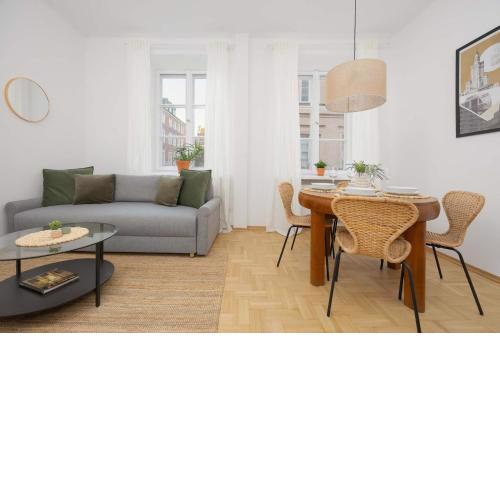 Stylish Apartment in the Old Town by Noclegi Renters