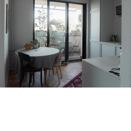 Stylish apartment near the historic center