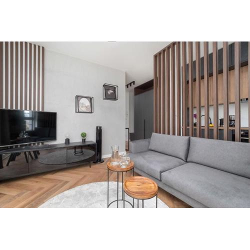 Stylish Apartment with Air Condtioning Łódź by Renters Prestige