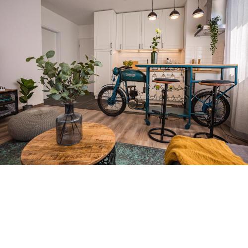 Stylish Oasis Central Apartment with AC and Parking