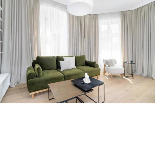 Stylish One-Bedroom Apartment in Poznań by Noclegi Renters