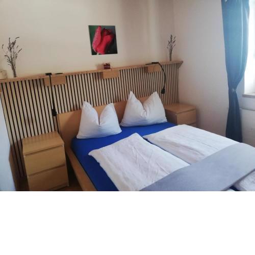Stylish & Spacious Apartment with Patio