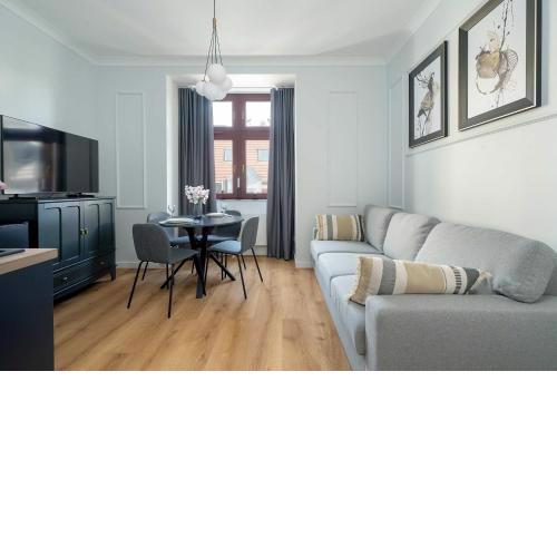 Stylish Studio in the Old Town of Poznań by Noclegi Renters