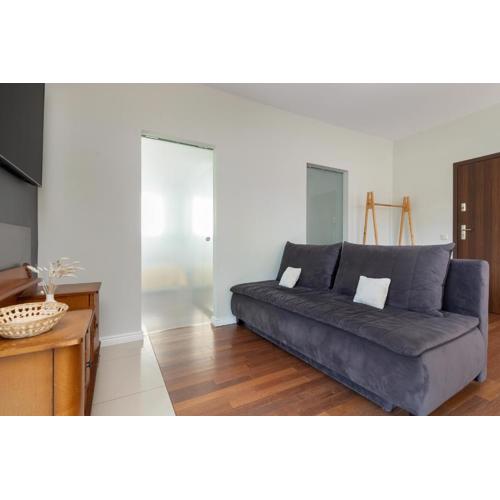 Stylowe Apartamenty na Wybrzeżu Niedaleko Plaży w Chłapowie by Noclegi Renters