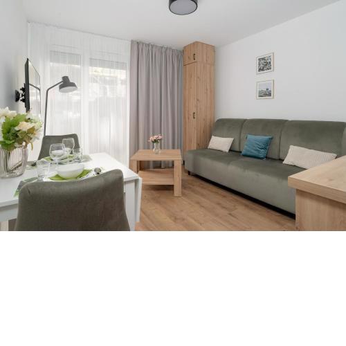 Stylowe Studia z Tarasem w Poznaniu by Noclegi Renters