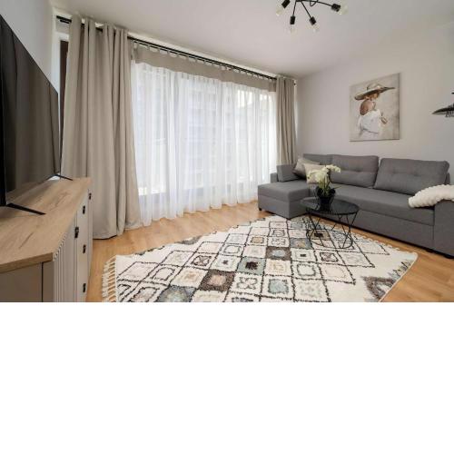 Stylowy Apartament z Klimatyzacją i Parkingiem Wrocław by Noclegi Renters