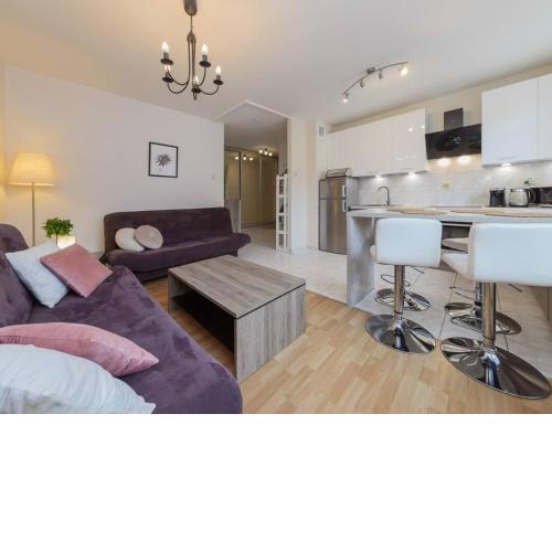 Sugar Plum Apartment Bielany