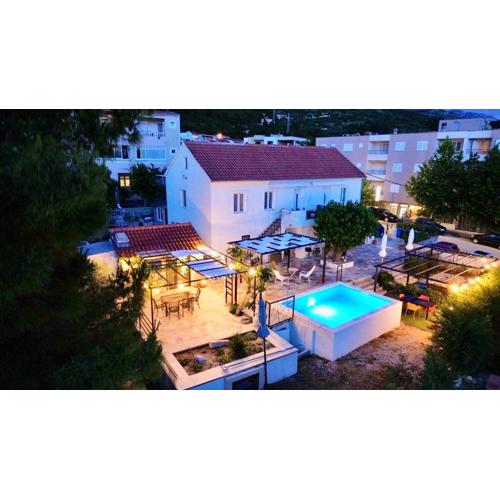 Summer Apartment