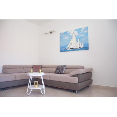Summer Fun Apartment