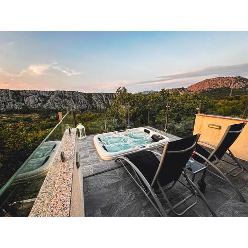 Summer House Nika with Jacuzzi