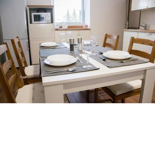 Sunny Aircon Apartment in the Centre of Slaný