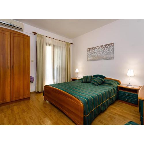 Sunny and Sleek Krk Rooms with Balcony