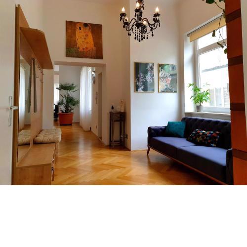 Sunny and spacious apartment near city centre