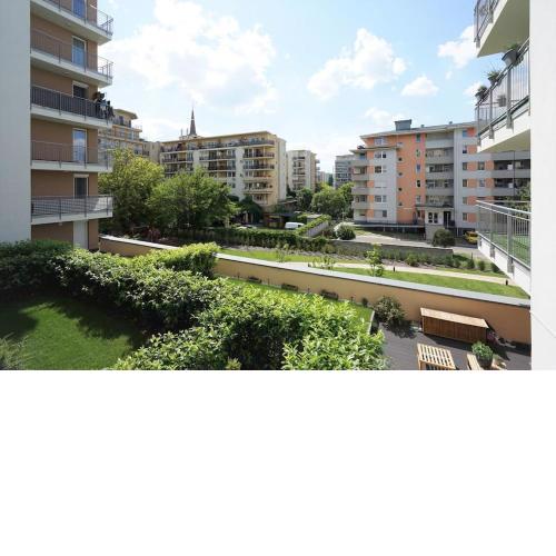 Sunny Apartment