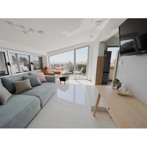 Sunny House
