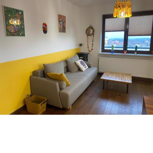 Sunny Life Apartment