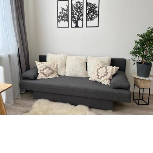 Sunny minimalistic flat near metro Opatov