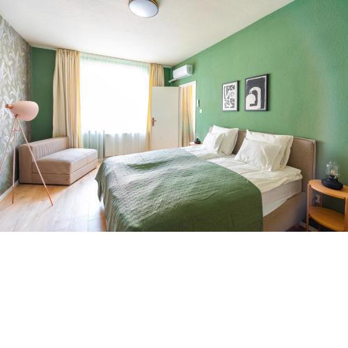 Sunny new luxurious home at the Jewish district