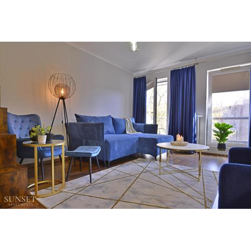 Sunset Apartments - apartament z parkingiem i bocznym widokiem na port