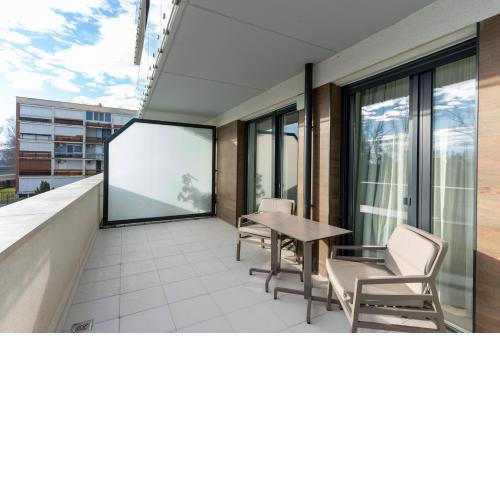 Sunset Resort 102