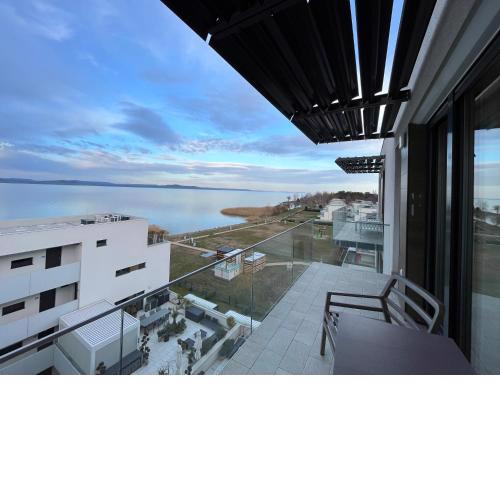 Sunset Resort 505