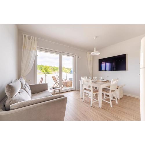 Sunset Resort VI, Nadmorska 98A
