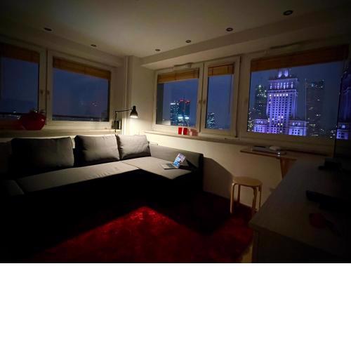 Super Apartament RED Centrum Best View in Town 2x Metro Fast WiFi 300 Mbs Netflix AppleTV SmartTV Spotify Panorama Miasta