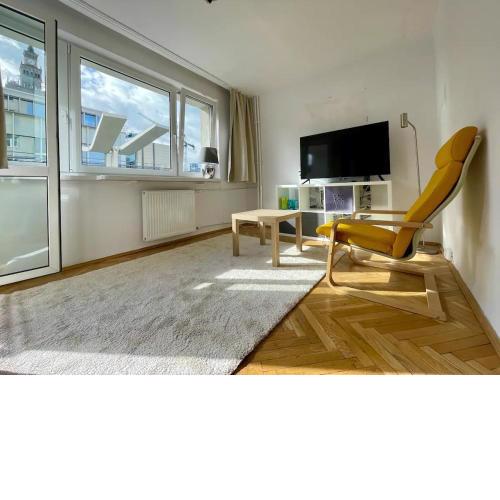 Super Apartament SAWA 2 Metro WiFi 500 mbs TV'50 Netflix HBO AppleTV+