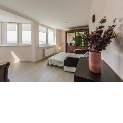 Super view, luxury apartment near Chernihiv metro.