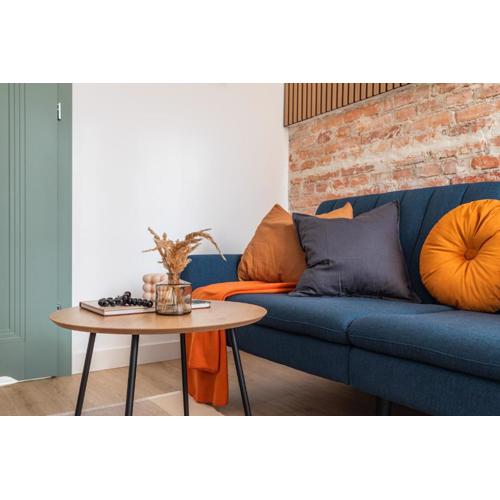 SuperApart Orla 5, Calming Oasis