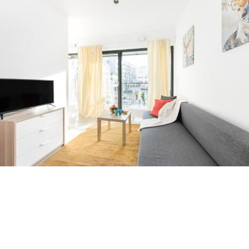 SuperApart Rydygiera, Pet-friendly with Patio & Self Check-in