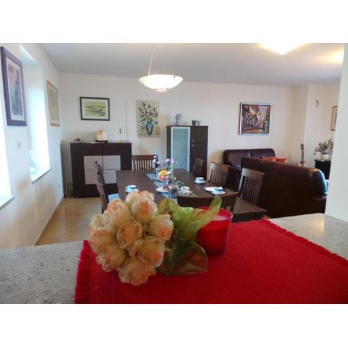 Superb Lovran Apartments with Sea Views - One Bedroom Apartment with Balcony