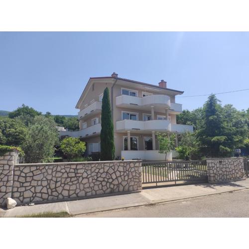 Superior Apartment in Vila Mira