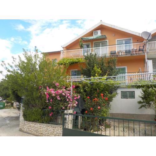 Svetin Apartments