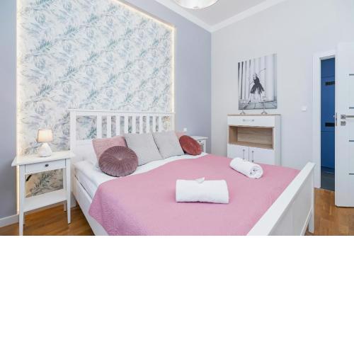 Sweet Family Apartment Chodkiewicza Rondo Grzegórzeckie by Noclegi Renters