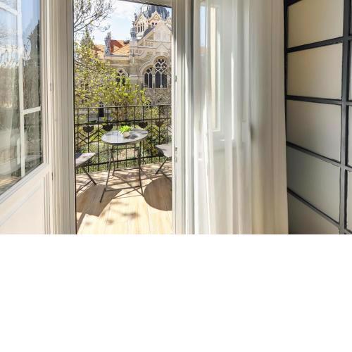 Synagoge view loft Bestern