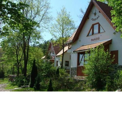 Szarvas Panzió