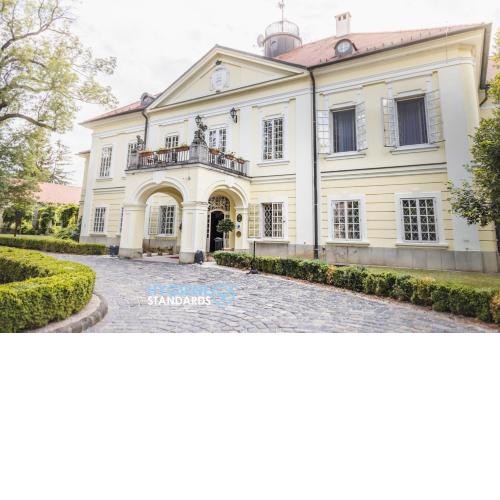 Szidónia Castle