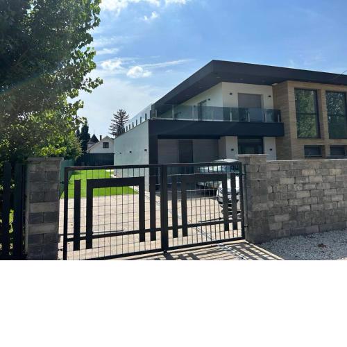 Szil-Luxury Apartman