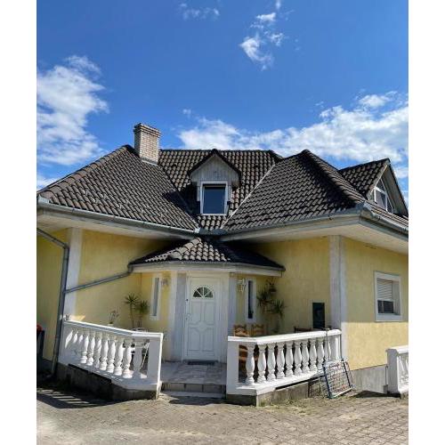 Szilvia Ház Balatonakarattya