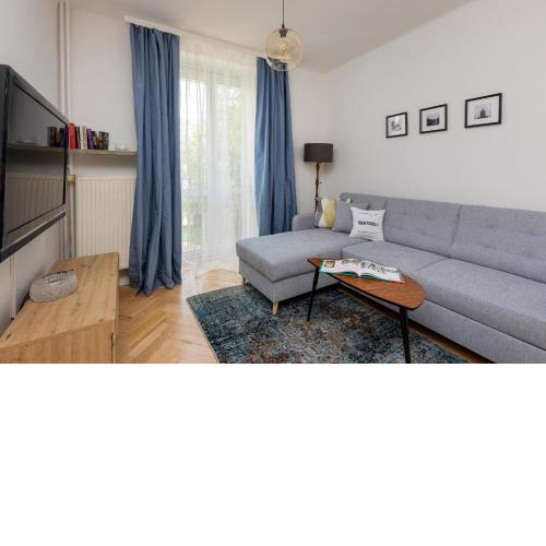 Tasteful Apartment in Warsaw City Center by Noclegi Renters