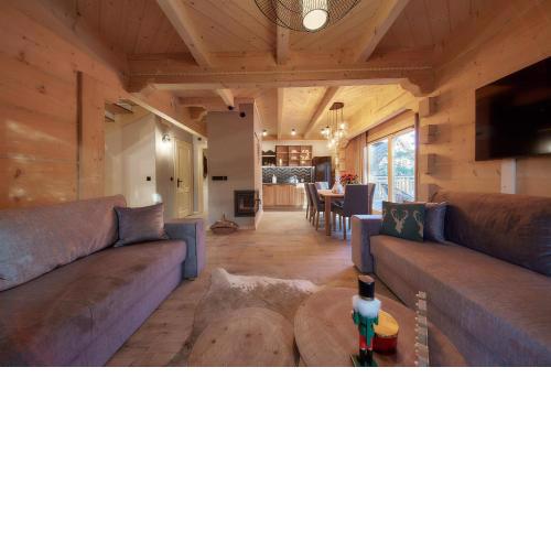 Tatra Wood House Boutique