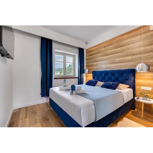 TEONA Luxury Apartment with terrace