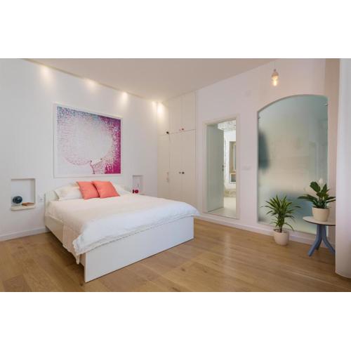 That place studio apartment