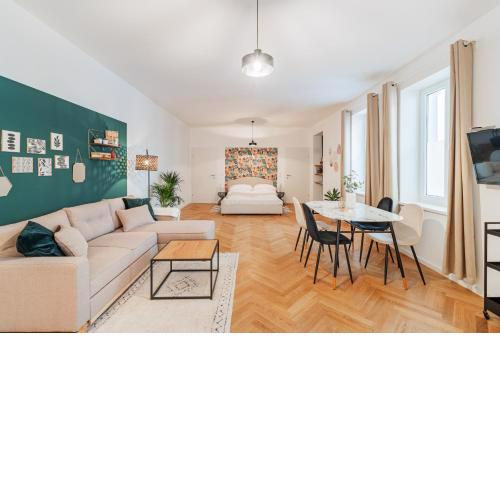 The 15's Apartments