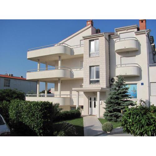 The Beach Studios & Apartments