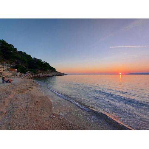 The best location in Makarska,free P, option bikes