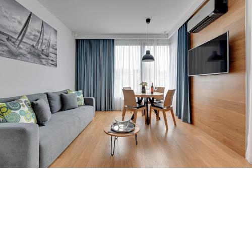 The Maritime Suite - Luxury Botanica